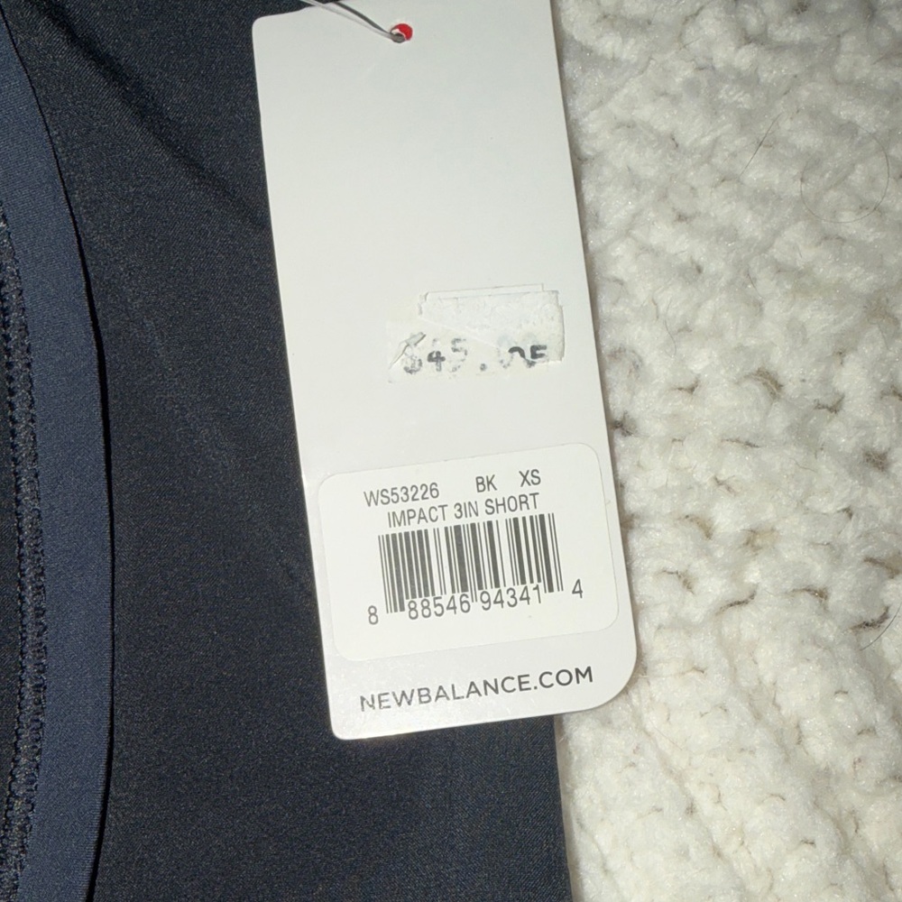 New Balance Black Performance Short Impact XS NWT Womens - Picture 3 of 6